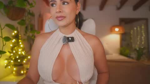 Andrea  online show from January 10, 2026, 11:45 am