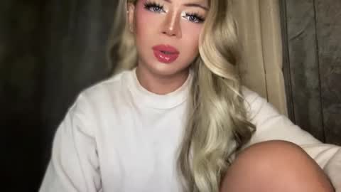 GODDESS OF ALL GODDESSES online show from October 19, 2025, 3:23 pm