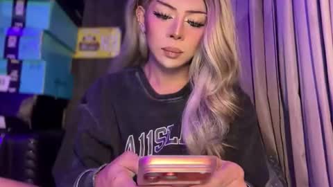 GODDESS OF ALL GODDESSES online show from March 27, 2026, 5:01 pm