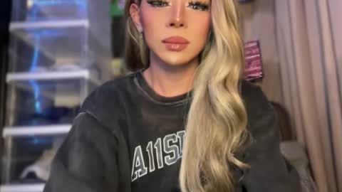 GODDESS OF ALL GODDESSES online show from April 19, 2026, 5:01 pm