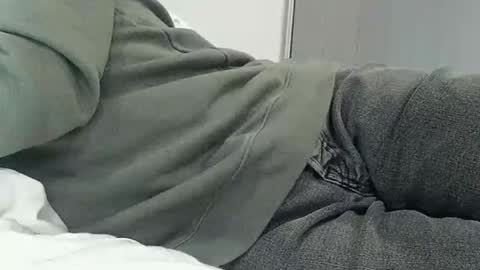 meforu21 online show from November 10, 2025, 4:28 pm