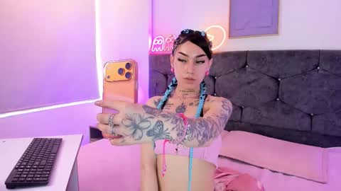 Snapshot of megan_morphy chatting on March 27, 2026, 1:33 pm megan_morphy online show from March 27, 2026, 1:33 pm