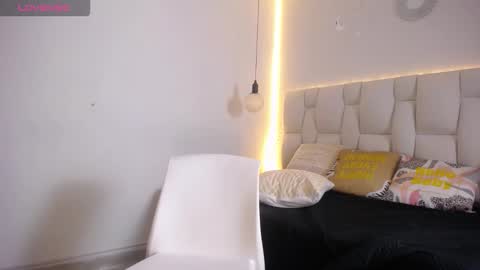 megan_quinn21 online show from March 10, 2026, 8:36 pm