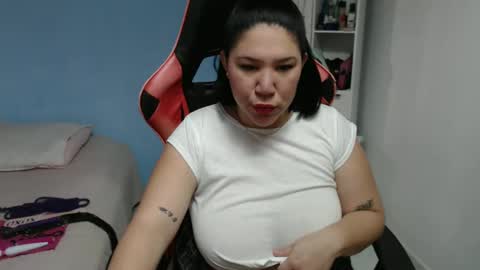 Snapshot of megan_slut1 chatting on September 23, 2025, 10:02 pm Megan online show from September 23, 2025, 10:02 pm