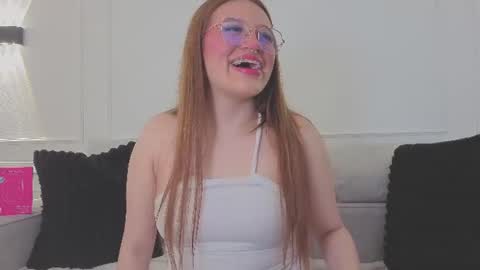 Snapshot of megan_vg chatting on July 11, 2026, 3:53 am Megan online show from July 11, 2026, 3:53 am
