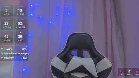 Jazmin  online show from December 30, 2024, 1:48 am