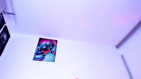 Megan  online show from April 9, 2026, 4:23 am