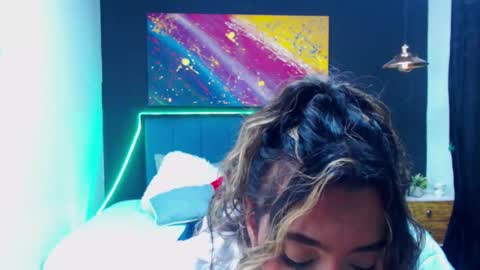 M E G A N   online show from February 28, 2025, 7:46 pm