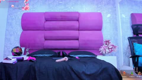 Snapshot of meganfoxxi_ chatting on December 10, 2024, 12:39 am MeganFOXXI online show from December 10, 2024, 12:39 am
