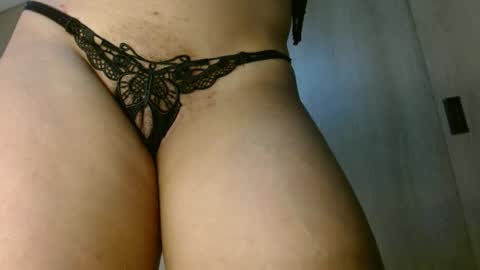 Snapshot of meganharry chatting on October 16, 2025, 7:15 pm meganharry online show from October 16, 2025, 7:15 pm