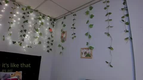 Snapshot of meganhofman chatting on May 20, 2026, 6:14 pm Megan Hofman online show from May 20, 2026, 6:14 pm