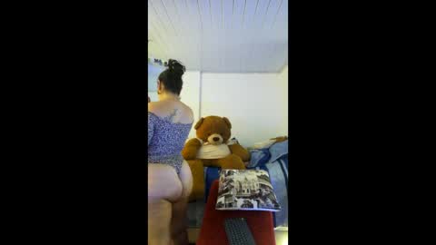 meganhotcurvy online show from February 24, 2026, 3:21 pm