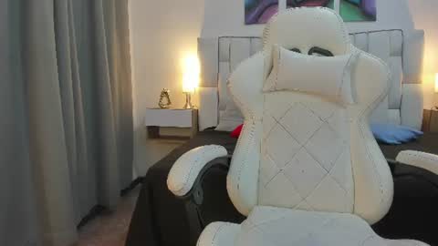 Megan Queen online show from June 19, 2026, 1:15 pm