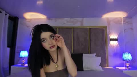 Snapshot of meganr_ chatting on February 3, 2026, 11:15 am Megan online show from February 3, 2026, 11:15 am