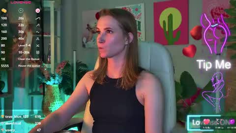 Snapshot of meganrodgers chatting on June 11, 2026, 12:43 am megan online show from June 11, 2026, 12:43 am