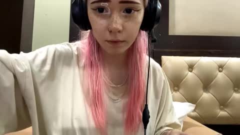 Snapshot of megansavells chatting on November 17, 2025, 9:59 am Hellas online show from November 17, 2025, 9:59 am