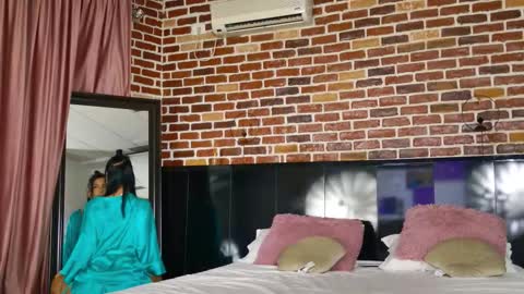 Megan online show from September 26, 2025, 5:33 am