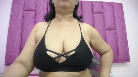 milfpleasure online show from December 12, 2024, 6:31 pm