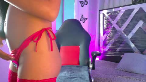 meggan online show from April 14, 2026, 8:37 pm