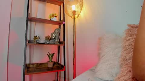 Snapshot of meggan_jade chatting on March 6, 2025, 3:02 am Meggan online show from March 6, 2025, 3:02 am