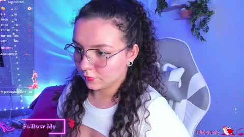 Snapshot of meggan_millerr chatting on October 4, 2025, 5:11 pm online show from October 4, 2025, 5:11 pm