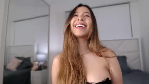 Snapshot of meggui chatting on March 23, 2026, 10:52 am Meggui online show from March 23, 2026, 10:52 am