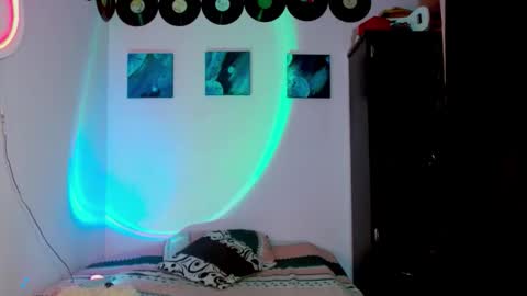 meghan_devil_ online show from December 17, 2025, 4:18 am