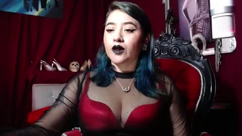 Snapshot of megoddessara chatting on March 5, 2025, 10:54 pm Goddess Sara online show from March 5, 2025, 10:54 pm