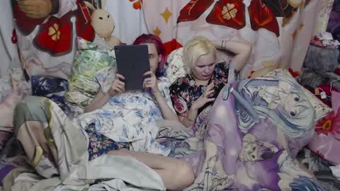 Snapshot of meidiandyuta chatting on January 16, 2025, 6:48 pm Yuta and Meidi online show from January 16, 2025, 6:48 pm