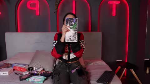Snapshot of mekari_doll chatting on October 22, 2025, 6:18 pm Mekari . online show from October 22, 2025, 6:18 pm