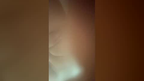 mel944812 online show from April 2, 2026, 6:16 pm