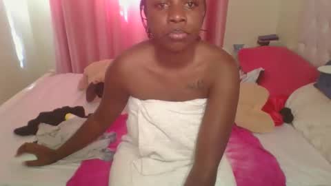 pretty online show from January 14, 2026, 7:25 am