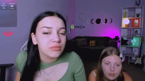 melani_bumm online show from October 3, 2025, 6:21 am
