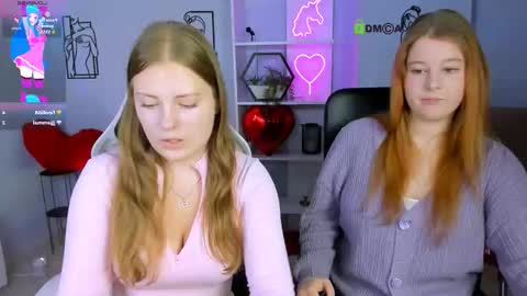 melani_bumm online show from October 14, 2025, 12:50 pm