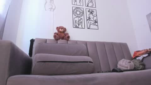 melani greyy online show from July 4, 2026, 10:27 pm