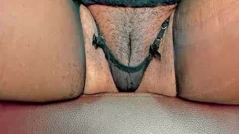 Melania online show from November 16, 2025, 11:16 am