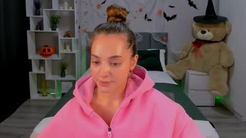 Snapshot of melaniealves chatting on October 20, 2025, 6:08 pm MelanieAlves online show from October 20, 2025, 6:08 pm