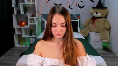 Snapshot of melaniealves chatting on October 21, 2025, 12:17 pm MelanieAlves online show from October 21, 2025, 12:17 pm
