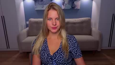 Snapshot of melaniebennett chatting on July 16, 2026, 9:26 am Melanie Bennett online show from July 16, 2026, 9:26 am