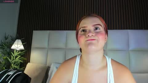 Snapshot of melanieklaus chatting on March 2, 2026, 11:39 am Melanie online show from March 2, 2026, 11:39 am