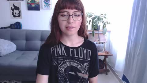 Snapshot of melanies_dream chatting on February 12, 2026, 4:46 pm Princess Consuela Banana Hammock online show from February 12, 2026, 4:46 pm