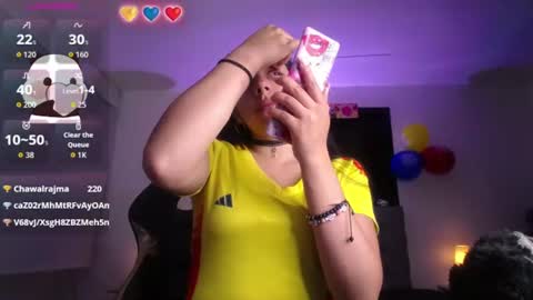 melanny_petite online show from July 3, 2026, 1:50 pm