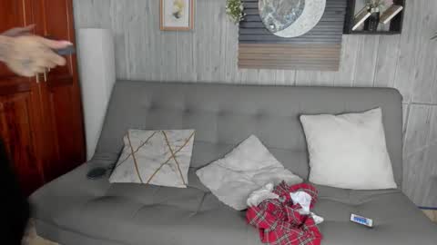 Melany online show from October 16, 2025, 2:40 pm