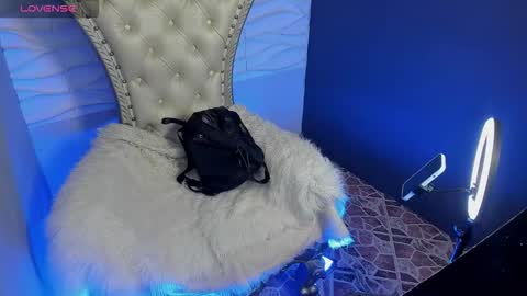 Melany online show from February 10, 2026, 11:36 am