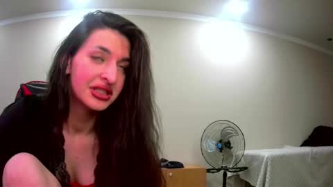 Snapshot of melena_caramel chatting on May 21, 2026, 6:59 pm melena_caramel online show from May 21, 2026, 6:59 pm