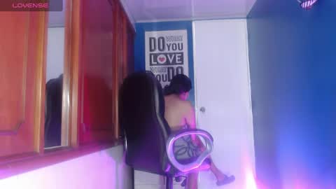 melisa23_ online show from March 12, 2025, 5:28 pm