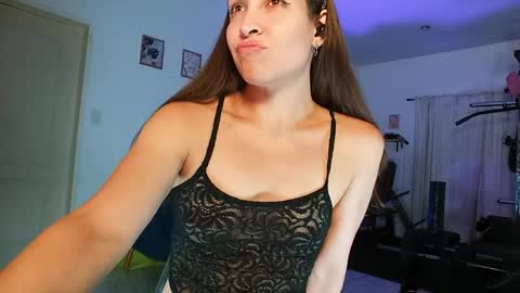 Melisa online show from April 5, 2026, 2:31 am