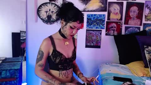 Melisa Velvet     online show from April 10, 2026, 8:35 pm