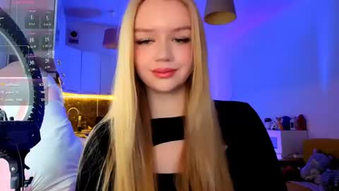 Snapshot of meliss_ss chatting on July 3, 2026, 3:13 am Mel or Lissa 3 Welcome here online show from July 3, 2026, 3:13 am