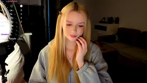Snapshot of meliss_ss chatting on July 12, 2026, 5:26 pm Mel or Lissa 3 Welcome here online show from July 12, 2026, 5:26 pm